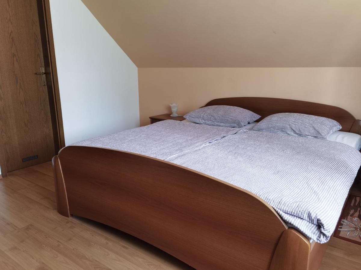 Gostisce Hedvika Hotel Kal-Koritnica Kültér fotó